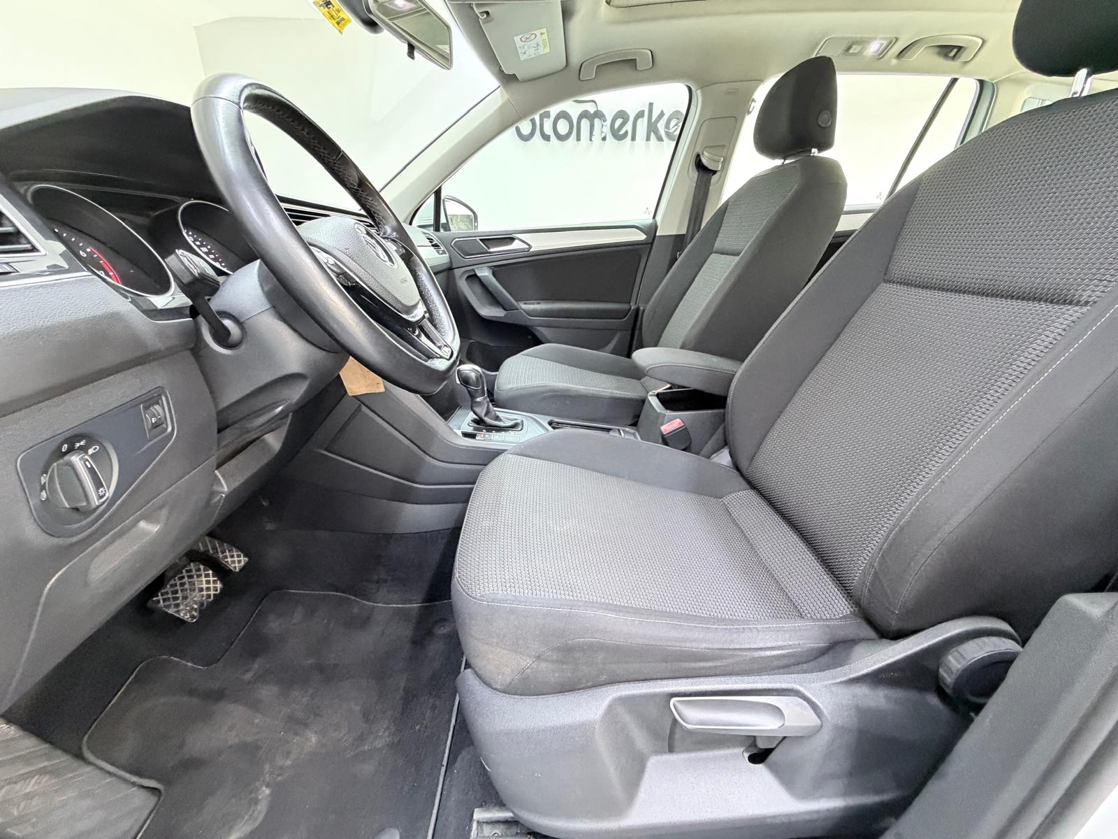 VOLKSWAGEN TIGUAN 16